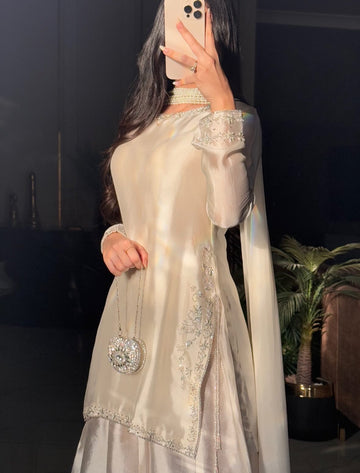 vory Pearl Embellished 3-Piece Ensemble